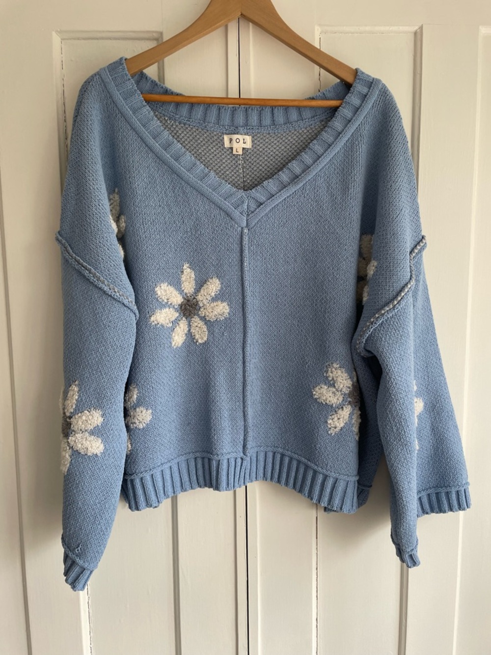 POL Sweater V-Neck Floral Pattern Daisy Knit Chenille Blue LARGE Boxy Cropped
